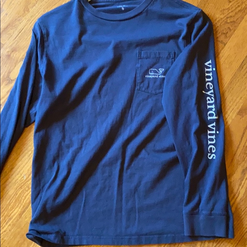 Vineyard vines shirt
